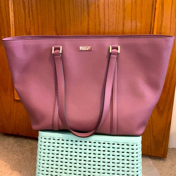 kate spade Handbags - Women’s Kate Spade Tote